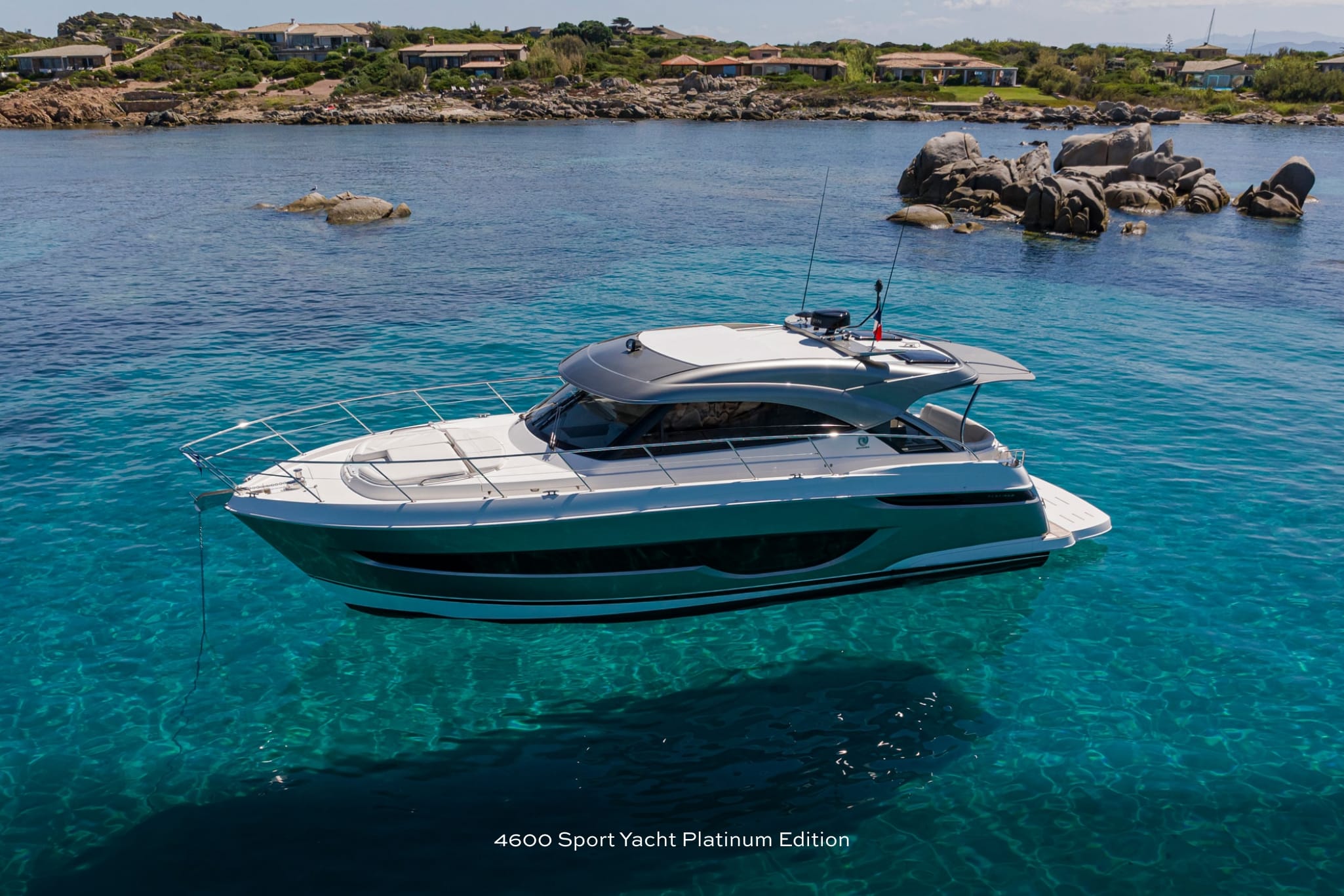 Meticulous design and engineering. Luxurious interiors that are world class. The Sport Yacht Platinum Edition Collection offers 4 superb models – 4600, 5400, 6000 and 6800.