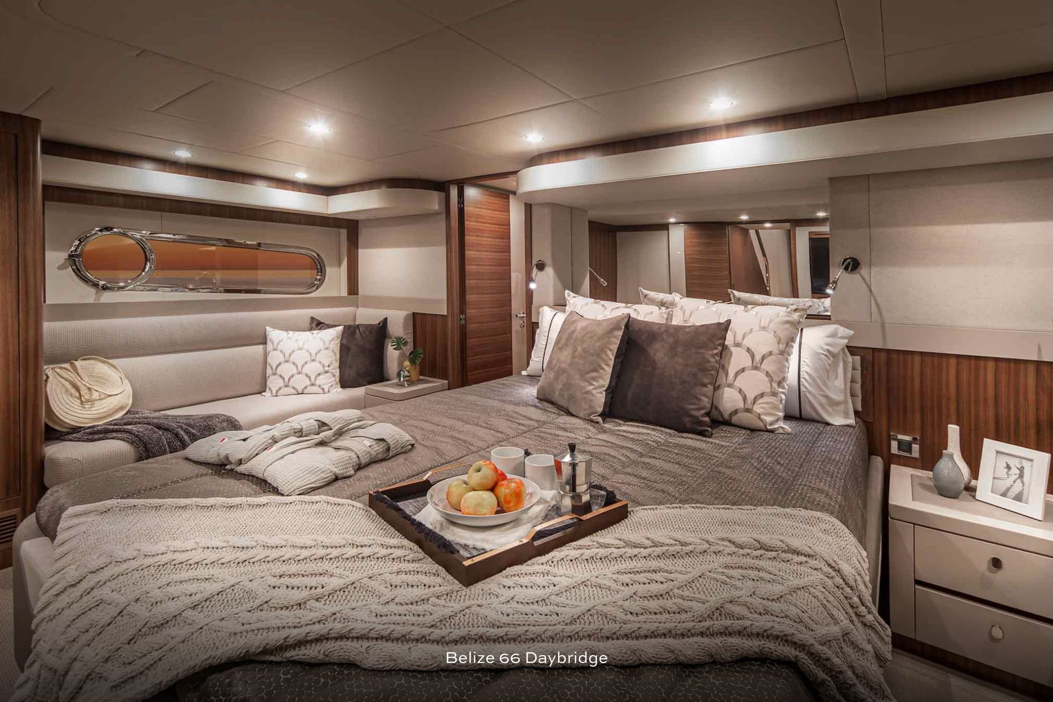 The modern classic that is the Belize Collection offers 4 grand models – Daybridge and Sedan in 54 and 66 feet.