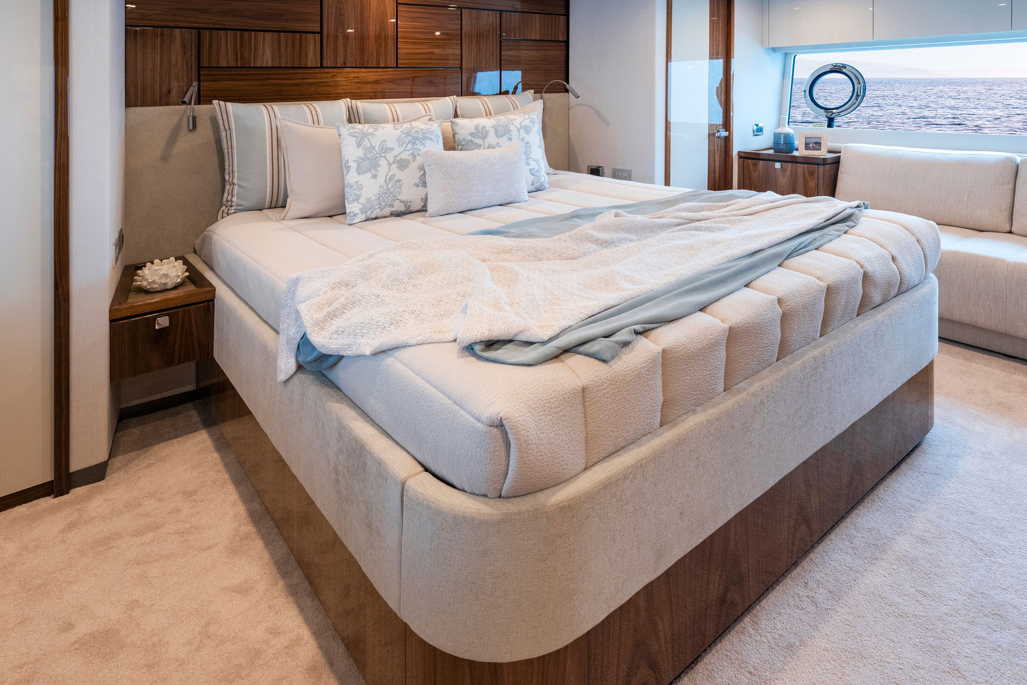 Fleur Range Master Stateroom