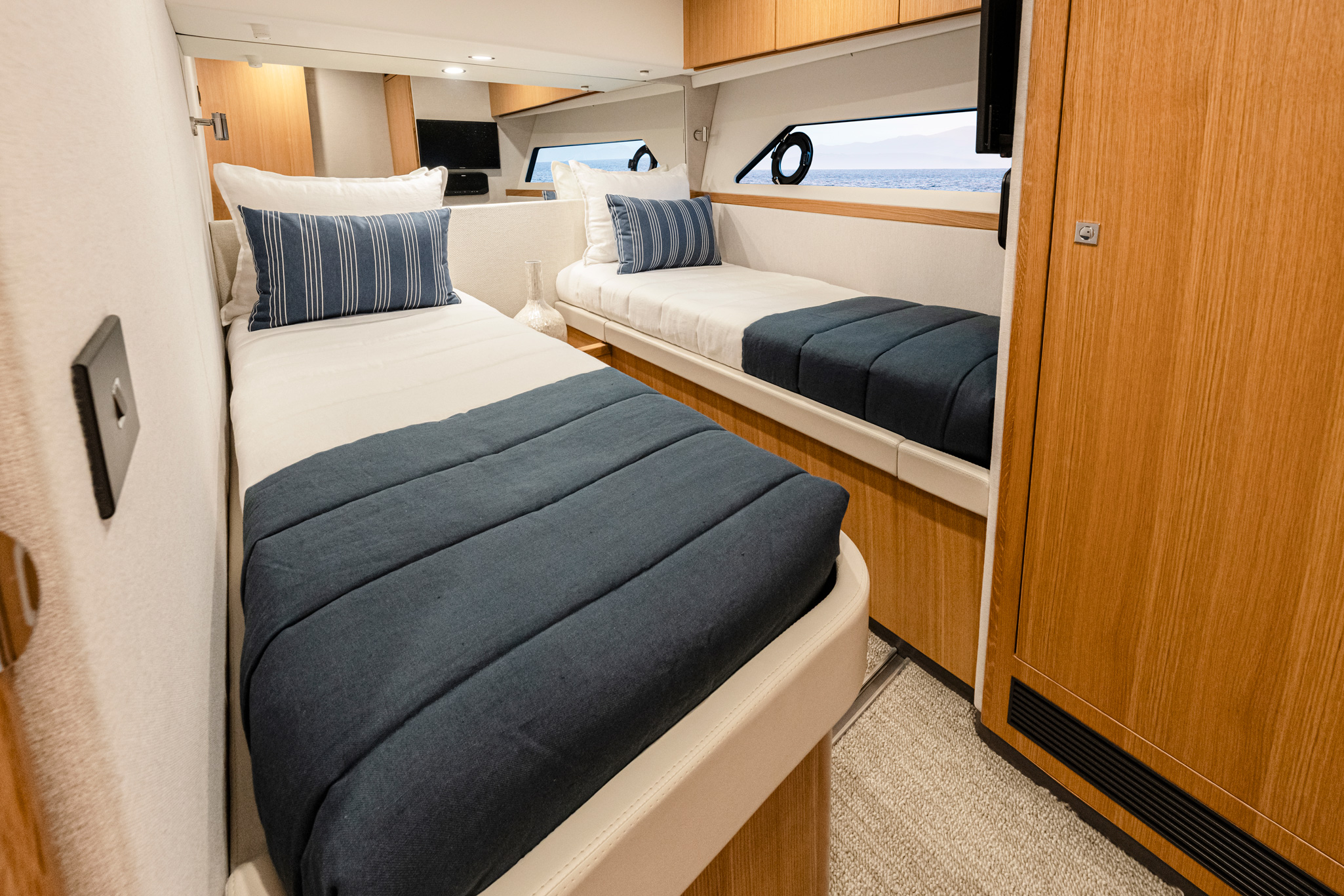 Lillyam---Port-Stateroom-01