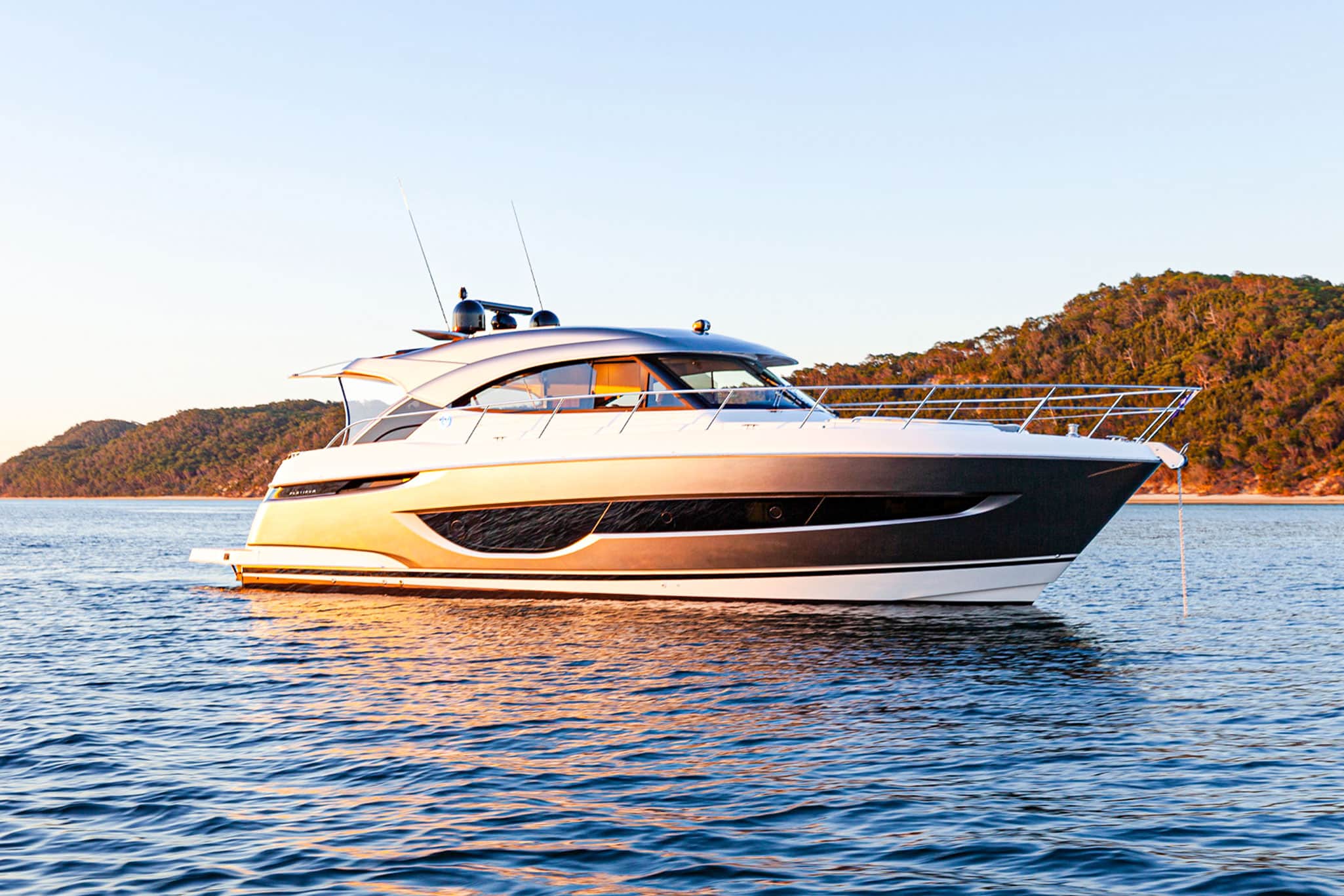 The Riviera 4600 Sport Yacht comes with superior appointments and amenity – greater luxury, gleaming colour palettes and aesthetics guaranteed to stand out in any company