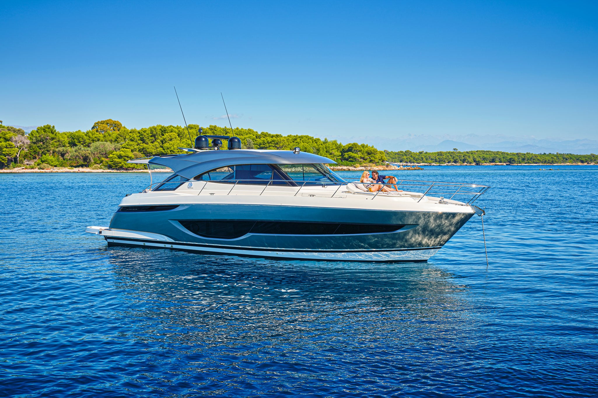 Brilliant from the keel up the Riviera 4600 Sport Yacht Platinum Edition