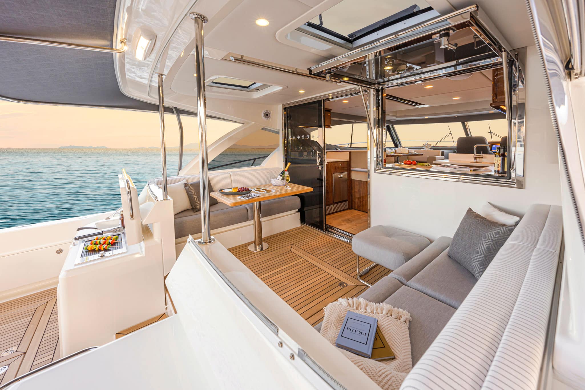Rediscover the spirit of adventure with the Riviera 465 SUV