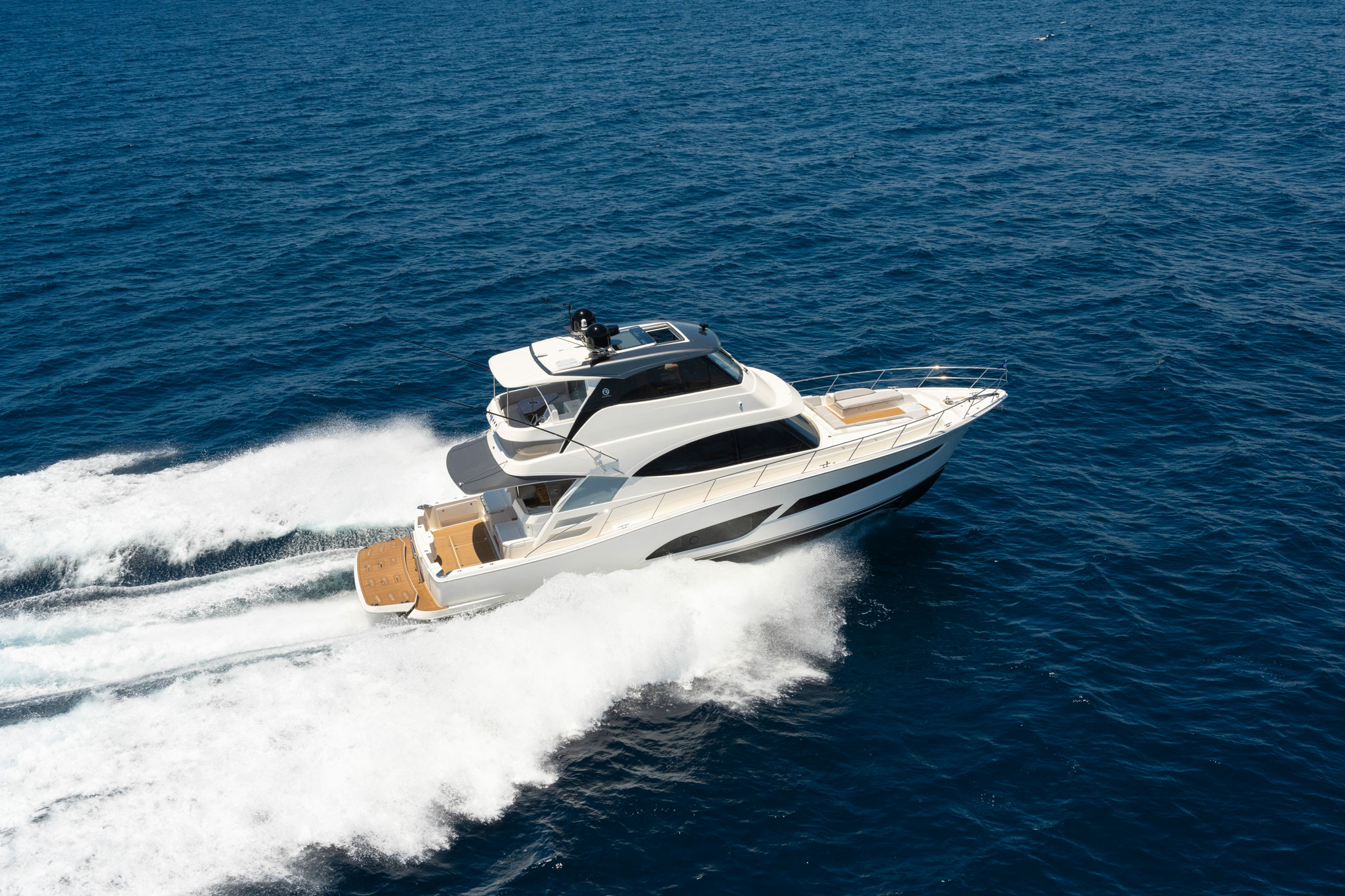 The 58 Sports Motor Yacht combines lighter, stronger materials and an advanced hull design.