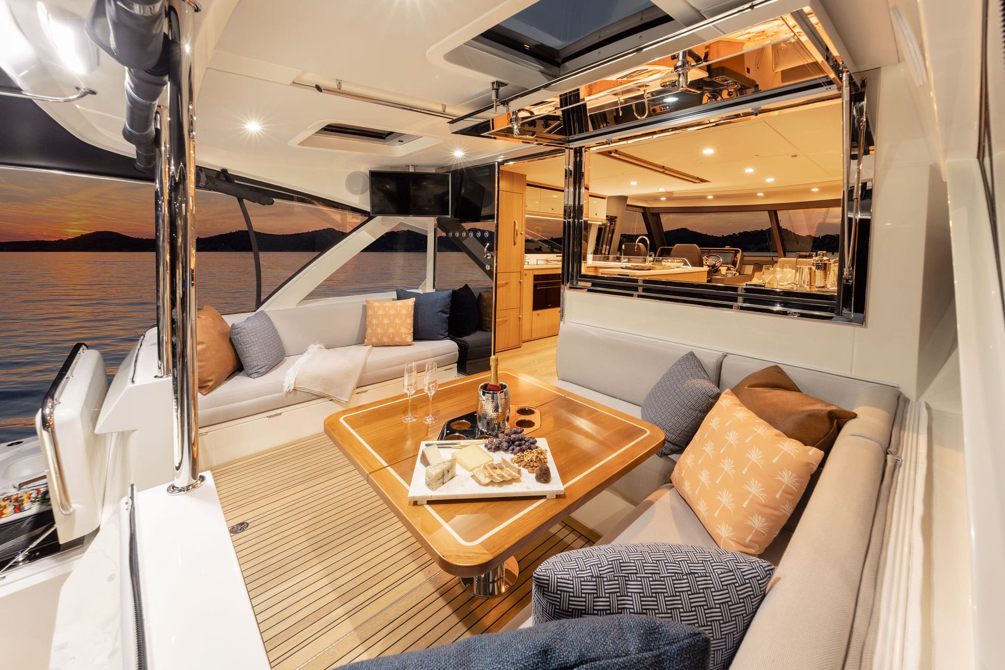 Alfresco dining aboard the Riviera 585 SUV.