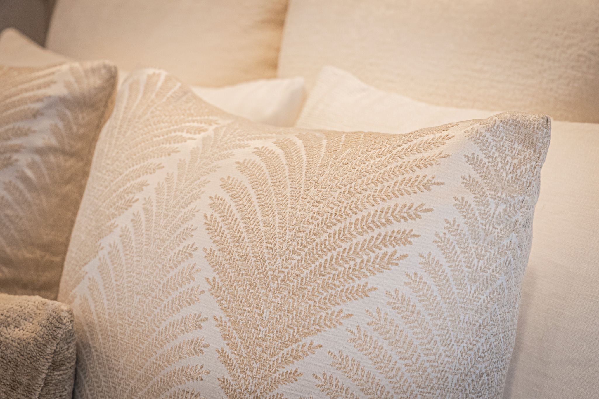 Riviera-Decor---Dune-Range-Master-Cushions-Detail-04