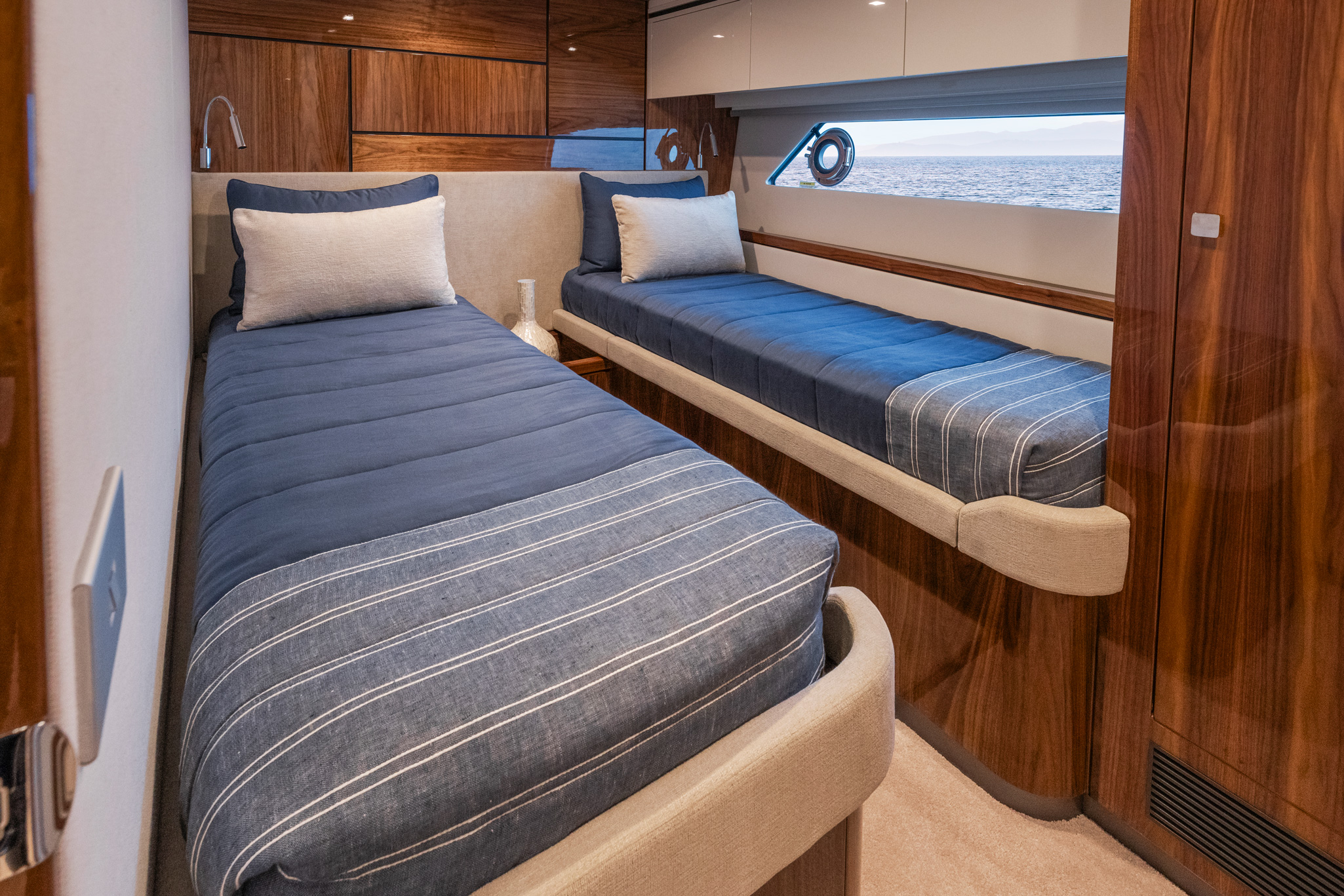 Riviera-Decor---Harbour-Range-Port-Stateroom-01