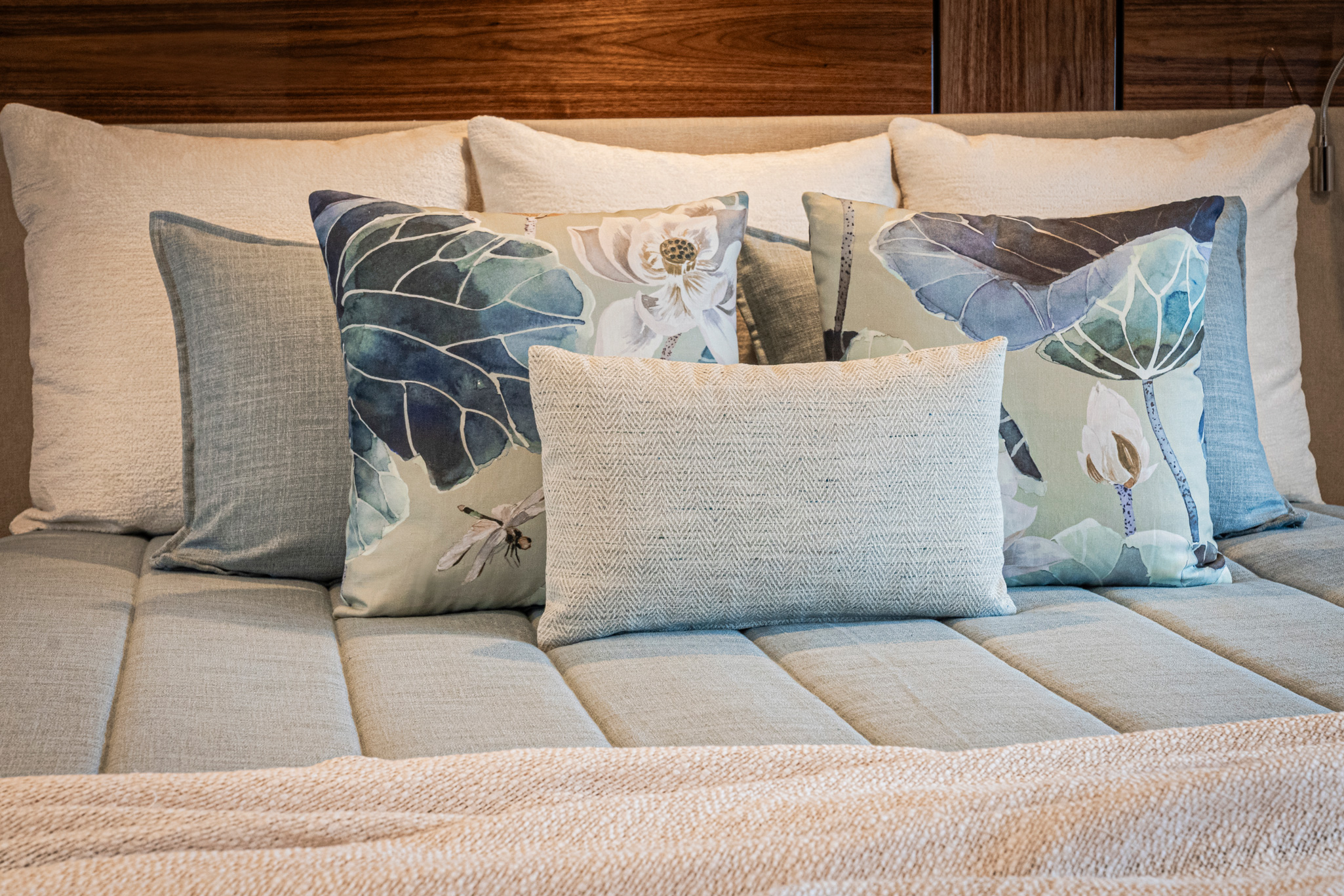 Riviera-Decor---Lotus-Range-Master-Cushions-04