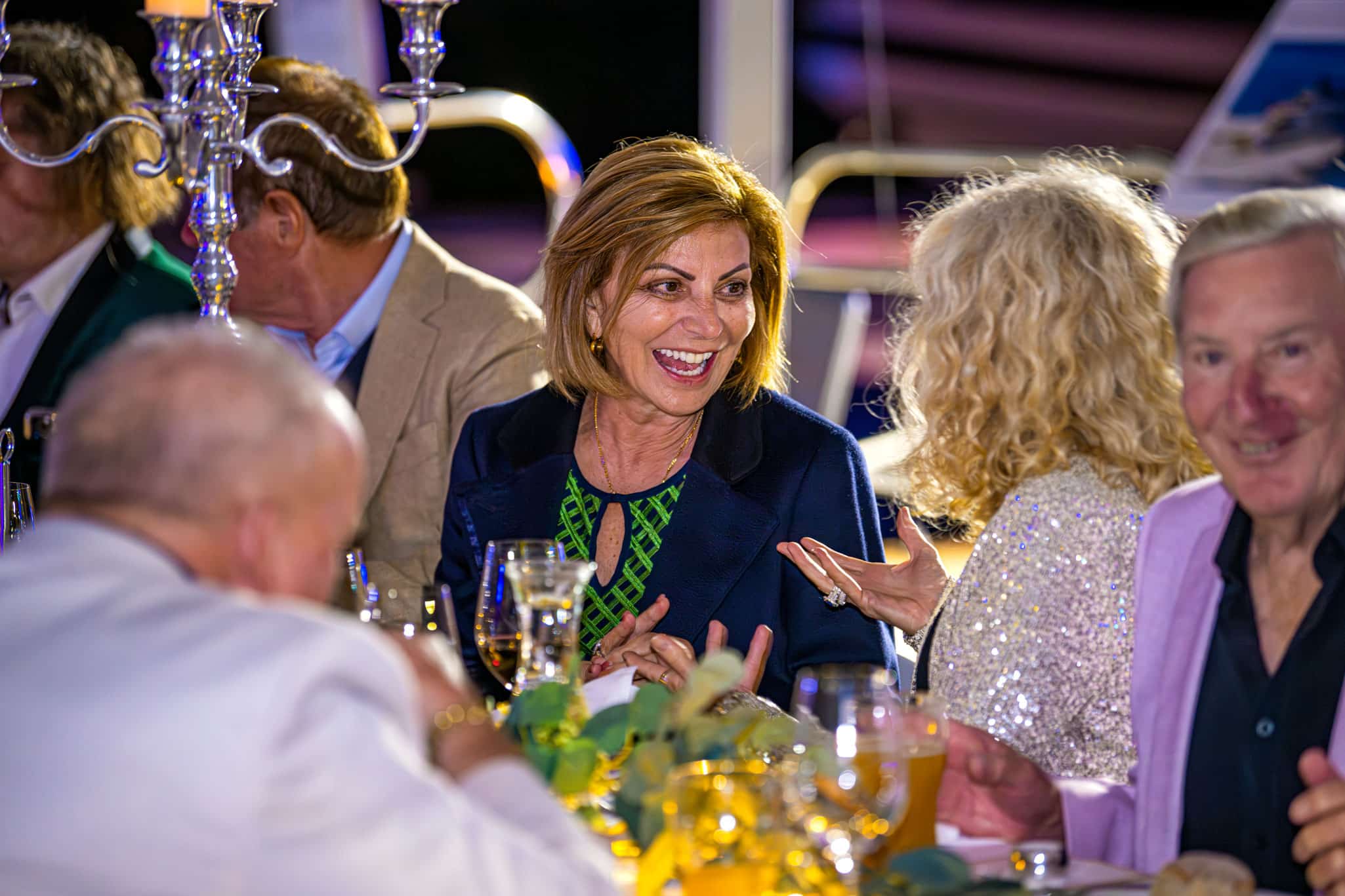 Celebrating the premiere of the 585 SUV during the Grand Table Candlelight Dinner