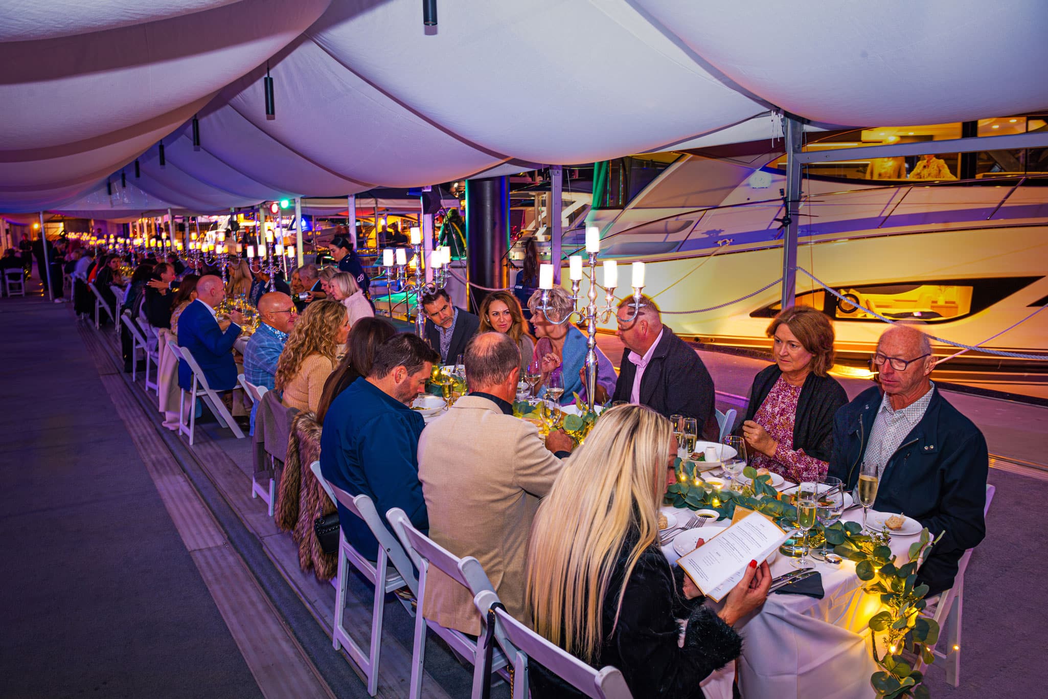 Celebrating the premiere of the 585 SUV during the Grand Table Candlelight Dinner