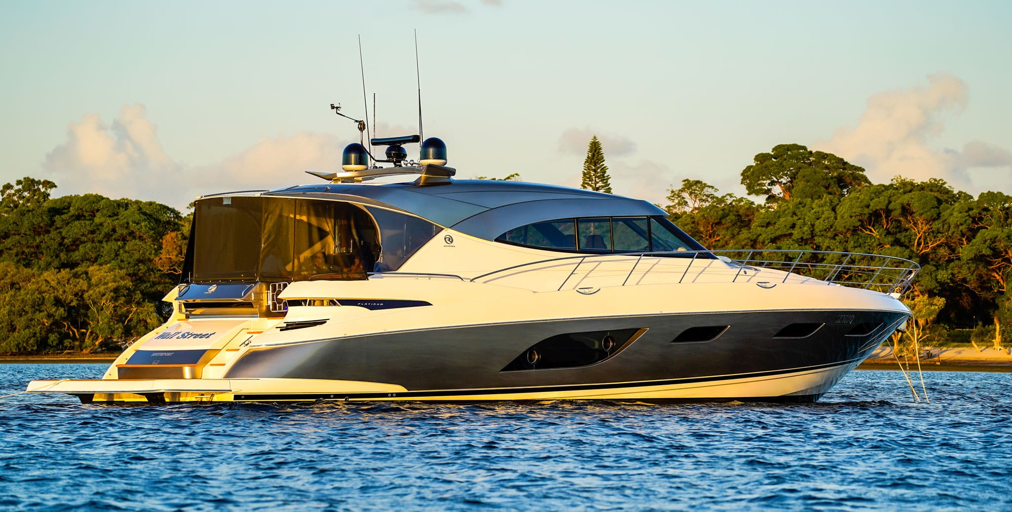 The sleek lines of 6000 Sport Yacht Platinum Edition, Wall Street