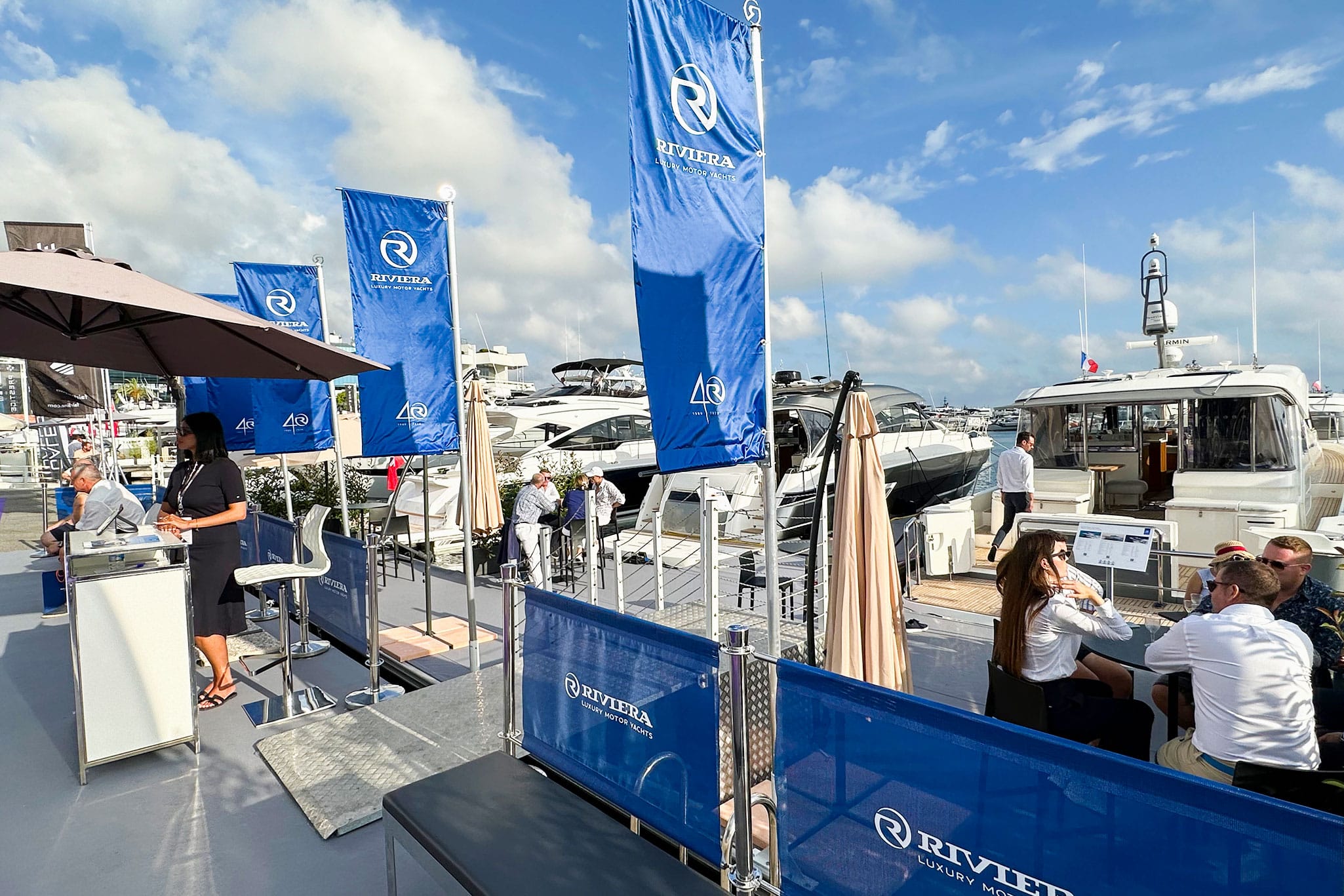 The European Premiere of the 465 SUV and 4600 Sport Yacht Platinum Edition was held at the Cannes Yachting Festival.