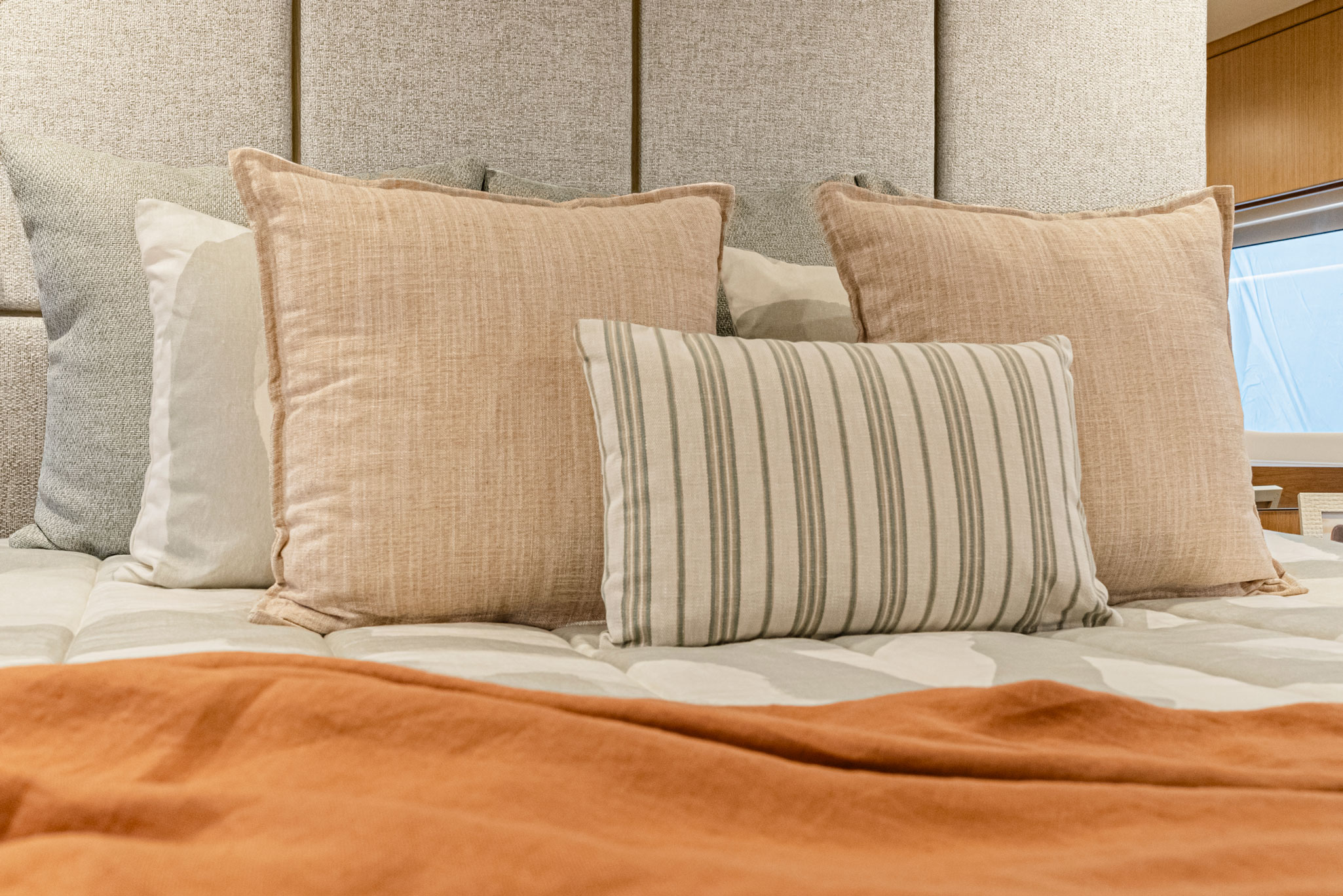 Tuscany Master Stateroom Cushion Detail 01