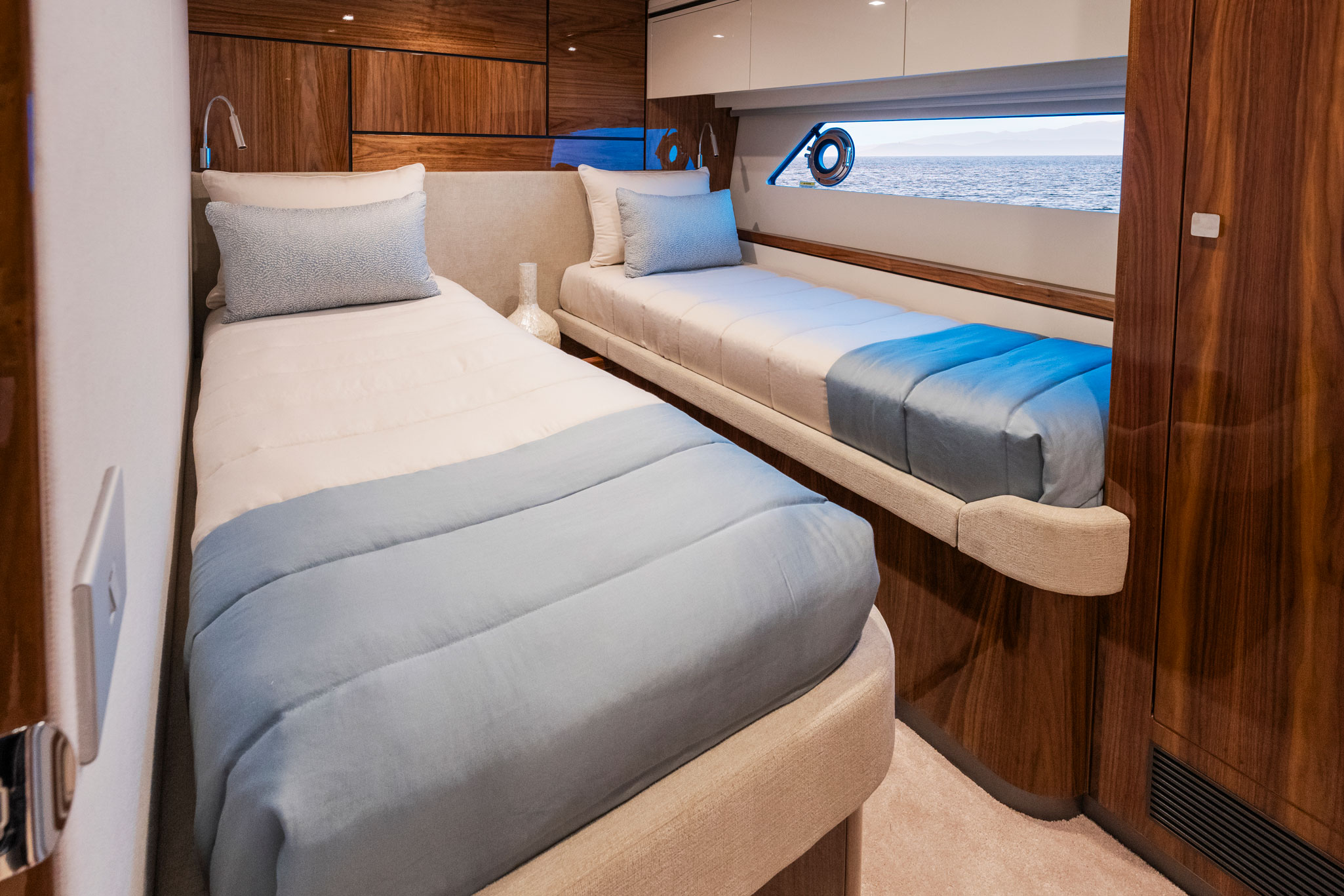 Wedgewood Range Port Stateroom