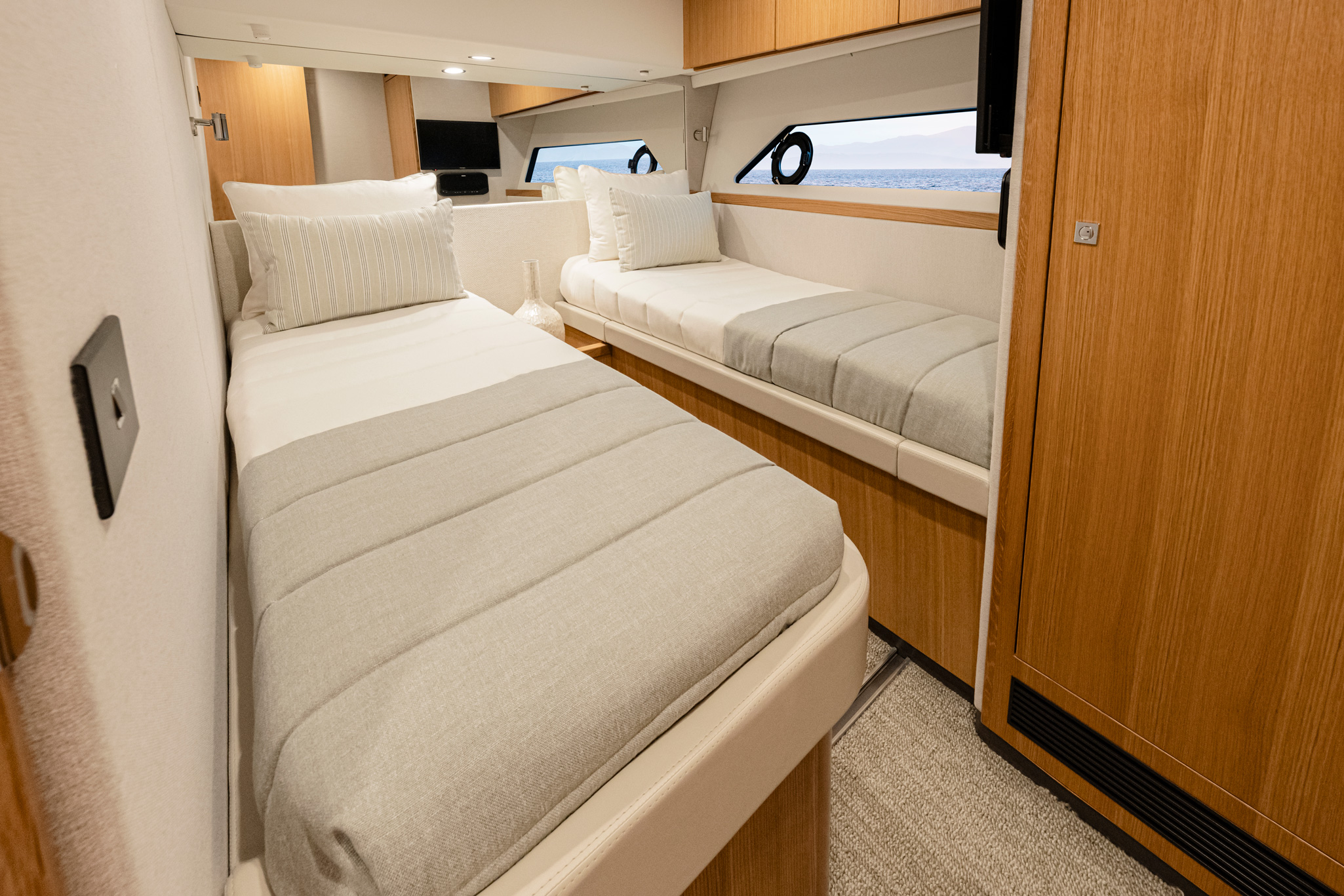 Willow---Port-Stateroom-01