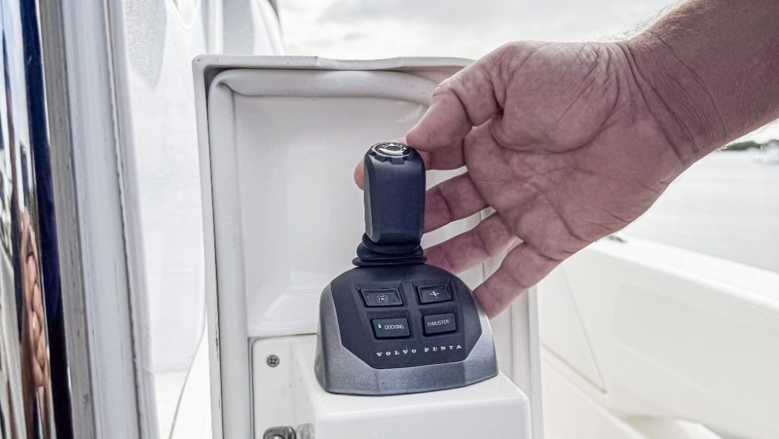 ENews Story – DPS joystick 02