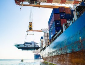 Hero_Riviera-exports-7-luxury-motor-yachts-from-the-Port-of-BrisbaneAugust-24th-2018-10