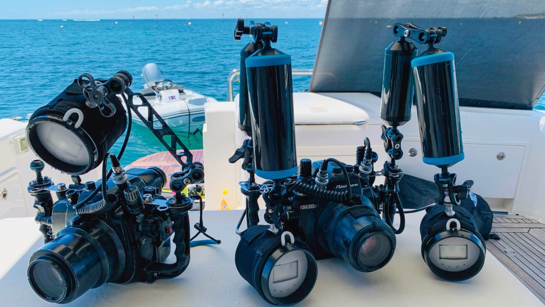 Optm The underwater camera rigs