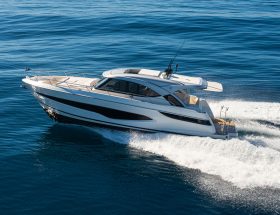 Riviera-4300-Sports-Express-Running-05
