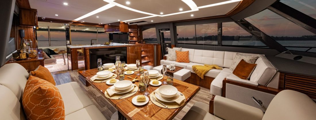 Riviera-72-Sports-Motor-Yacht-Edition-II-Saloon-03-Interior