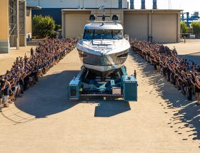 The-Riviera-team-celebrate-the-launch-of-their-6,000th-motor-yacht